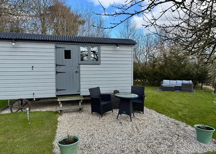 Greatwood Shepherds Hut