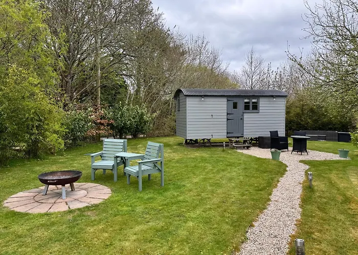Greatwood Shepherds Hut