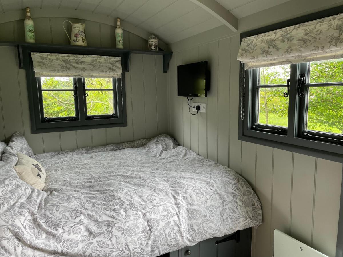 Greatwood Shepherds Hut * Battle